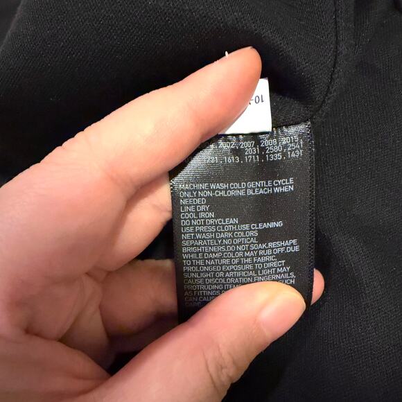 Uniqlo Jersey Relaxed Jacket in Black - Picture 8 of 8